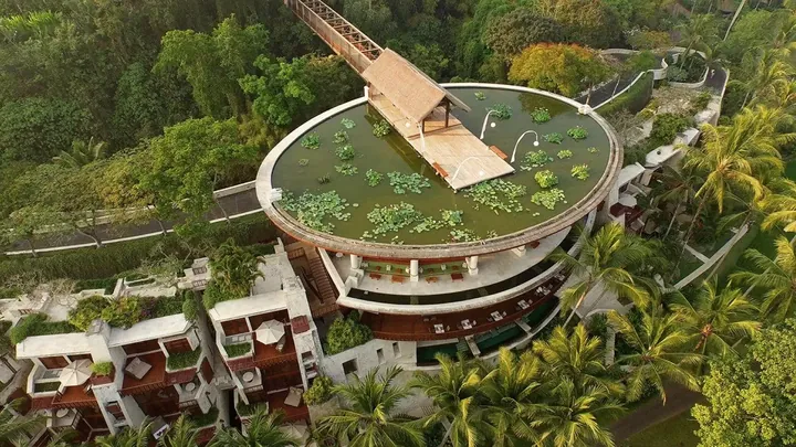 Four Seasons Sayan