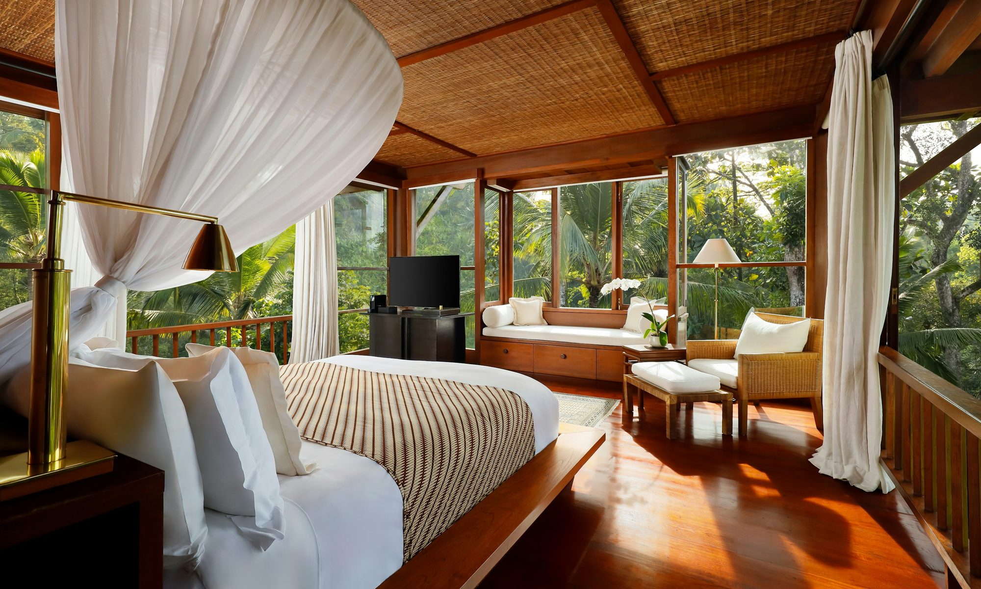 Treehouse-style suite at one of Como Shambhala Estate's five Residences