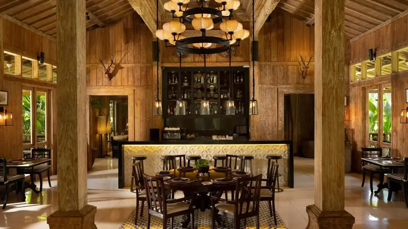 The joglo restaurant at Kayumanis Jimbaran
